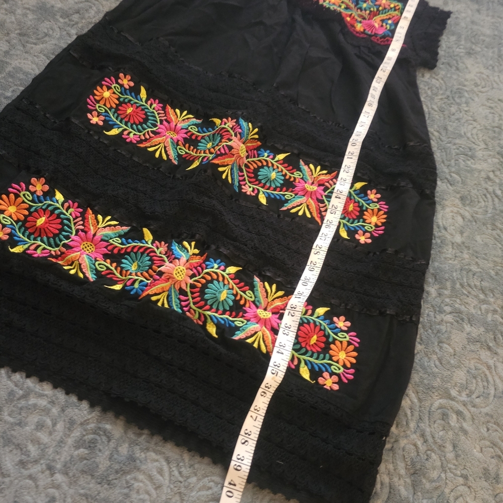 MEXICANA Black Dress with Colorful Embroidery Size L - Picture 2 of 5
